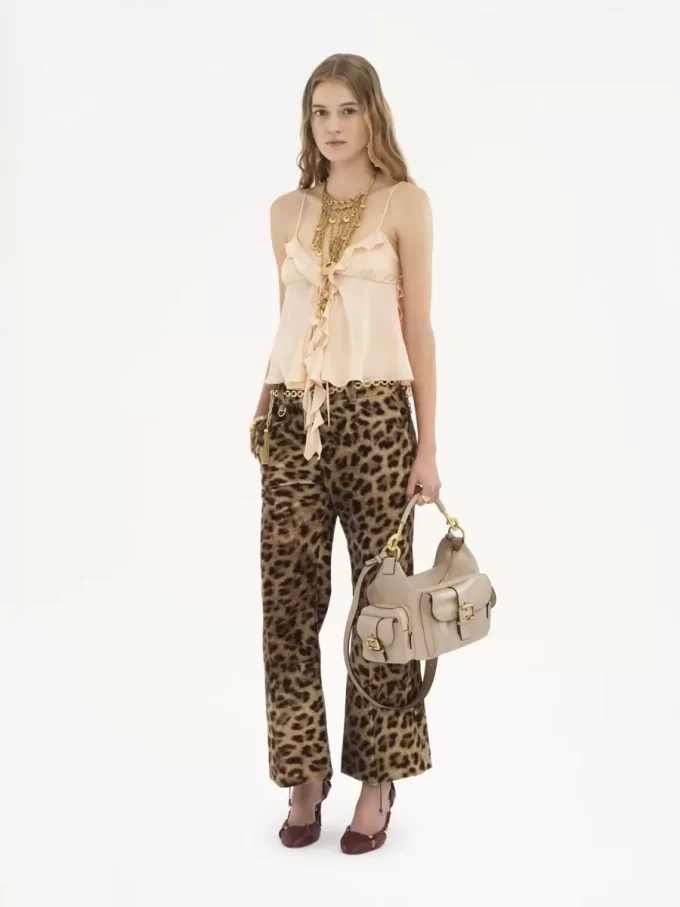 Camera bag in shiny leather