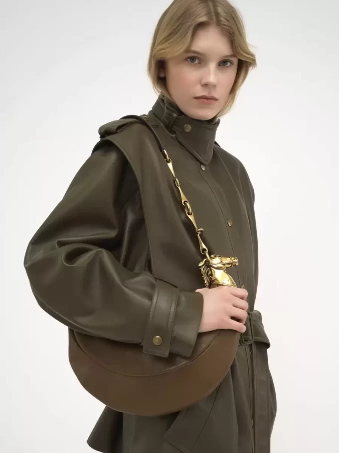 Chain Horse shoulder bag in soft leather