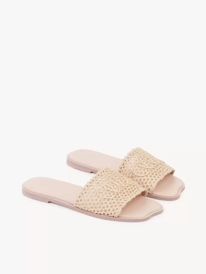 Chloé Soleil slide