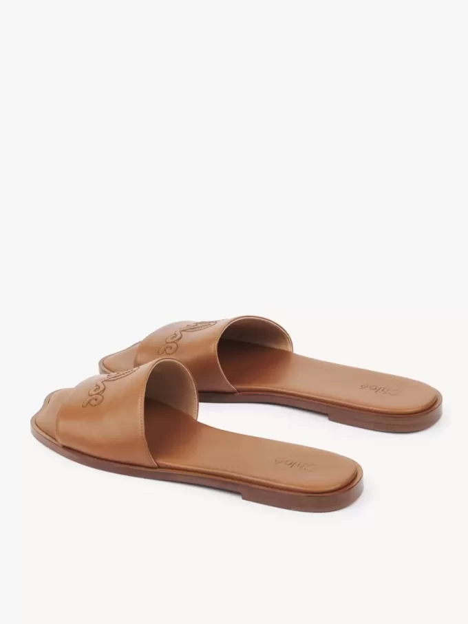 Chloé Soleil slide