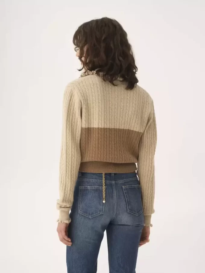 Collar sweater in a wool & cashmere knit