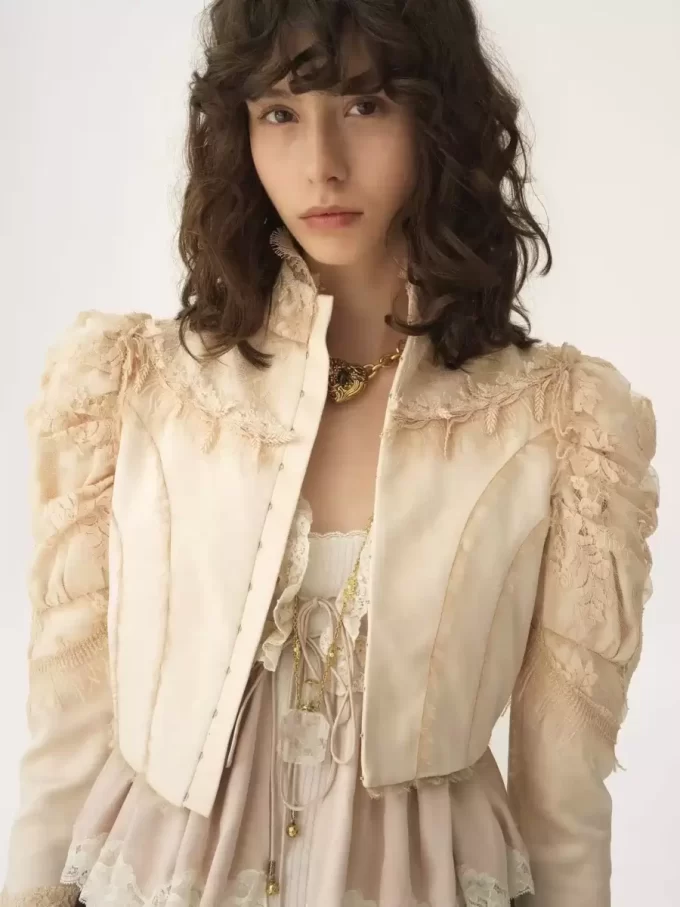 Cropped fitted jacket in silk duchess satin & lace