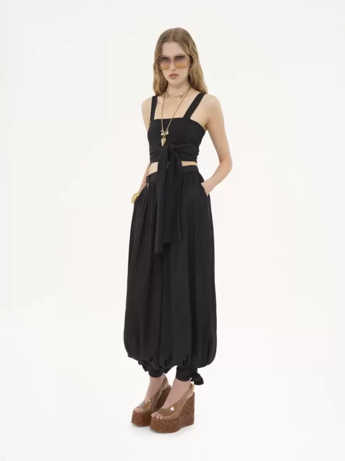 Fluid pleated pants in silk charmeuse
