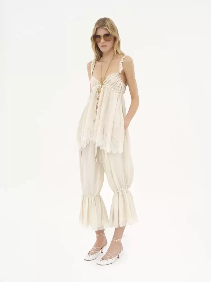 Fluid cropped pants in washed silk pongé & lace