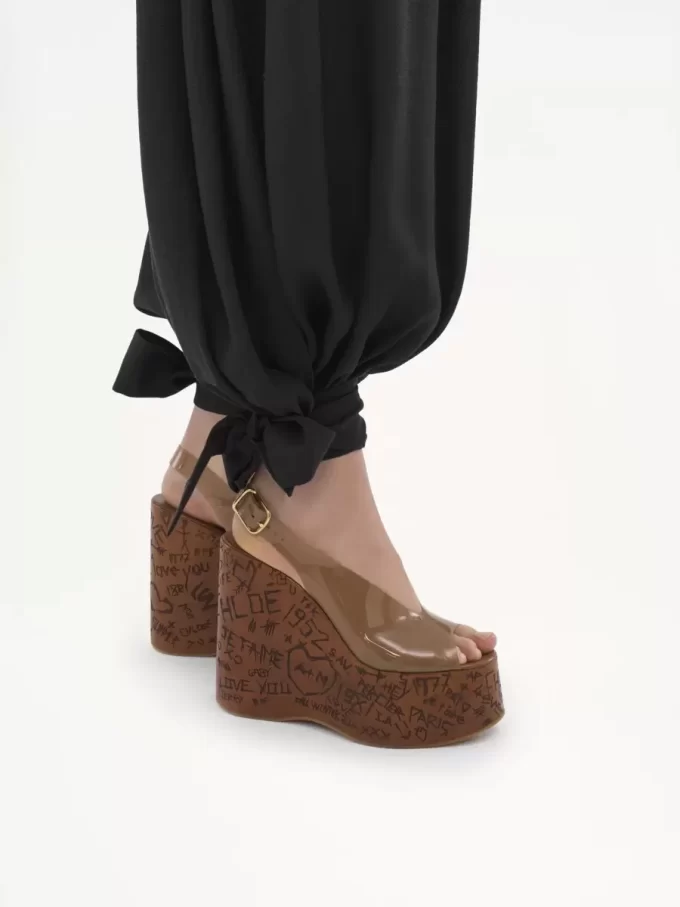 Fluid pleated pants in silk charmeuse