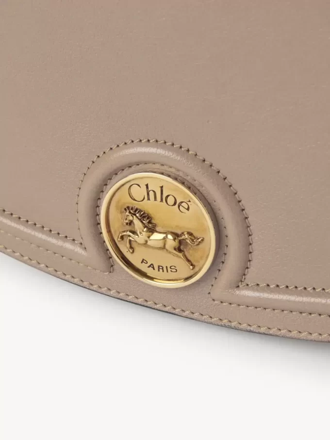 Horse Medal saddle bag in grained leather