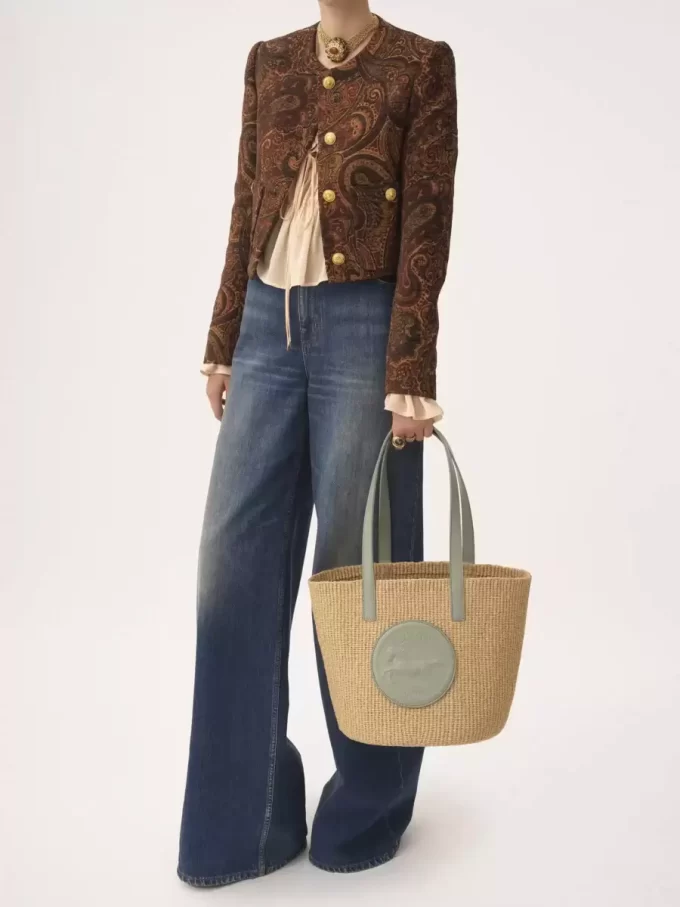 Large Horse Medal basket in natural fibers