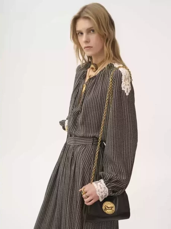 Open-neck top in crêpe de chine & lace