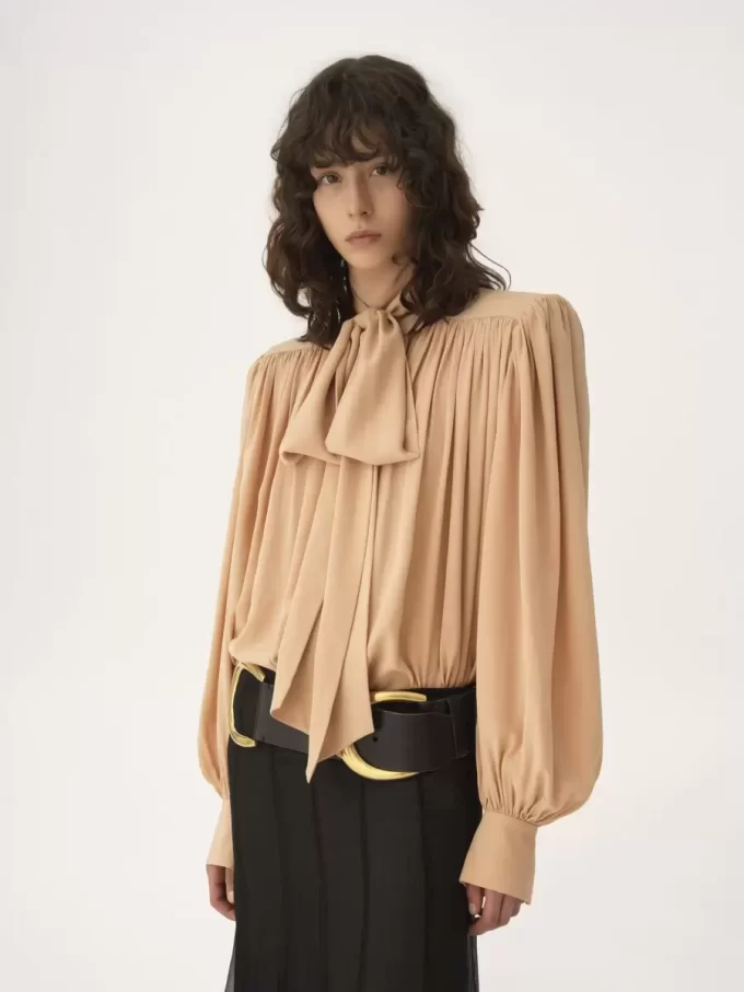 Oversized gathered lavallière blouse in crêpe de chine