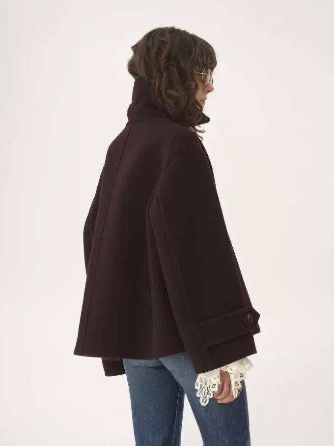 Oversized short coat in wool
