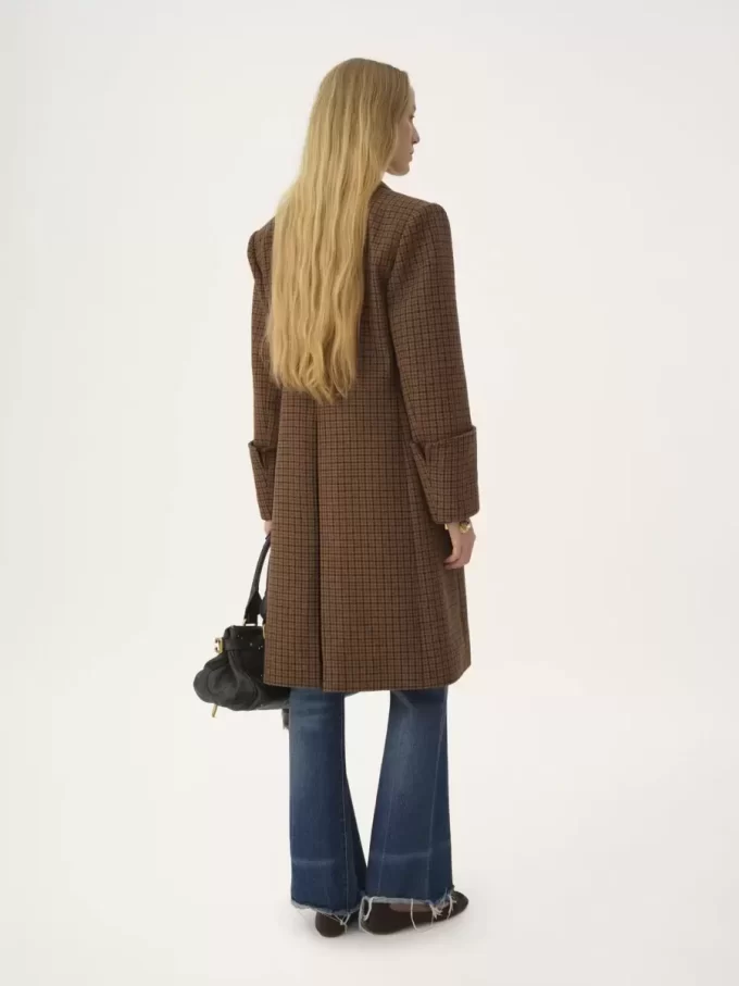 Riding coat in houndstooth wool