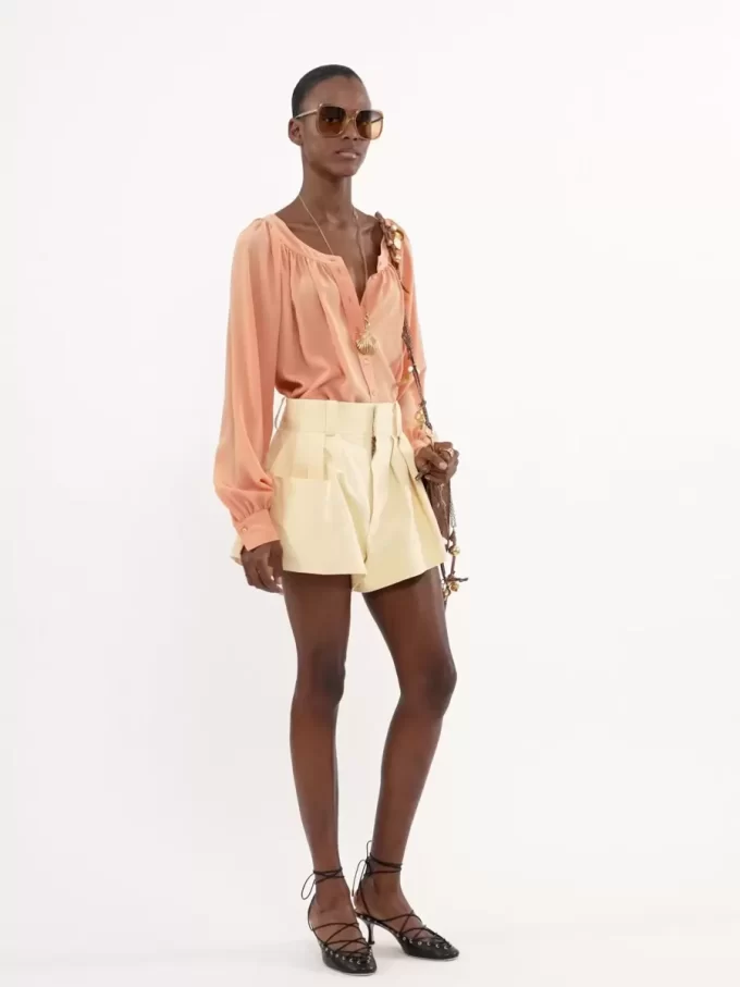 Scoop-neck blouse in crêpe de chine