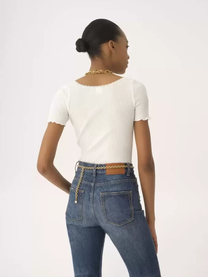 Scoop-neck fitted T-shirt in cotton Scoop-neck fitted T-shirt in cotton