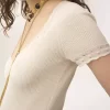 Scoop-neck fitted top in a wool knit & lace