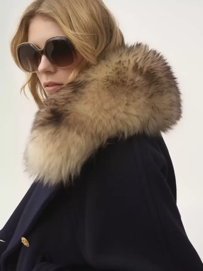 Short boxy double-breasted coat in wool