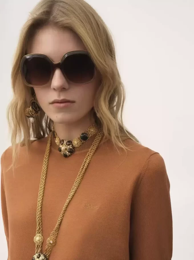 Short-sleeve logo sweater in a fine merino wool knit