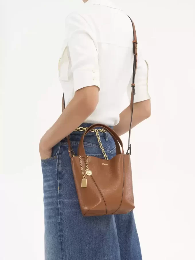 Small Chloé Spin tote bag in grained leather