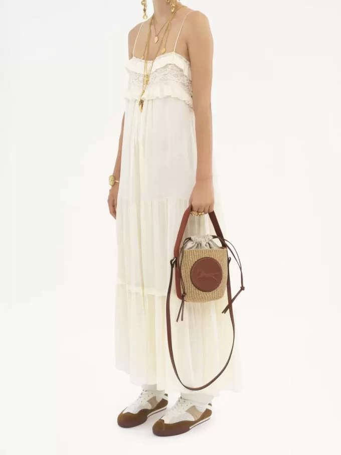 Small Horse Medal Basket in natural fibers