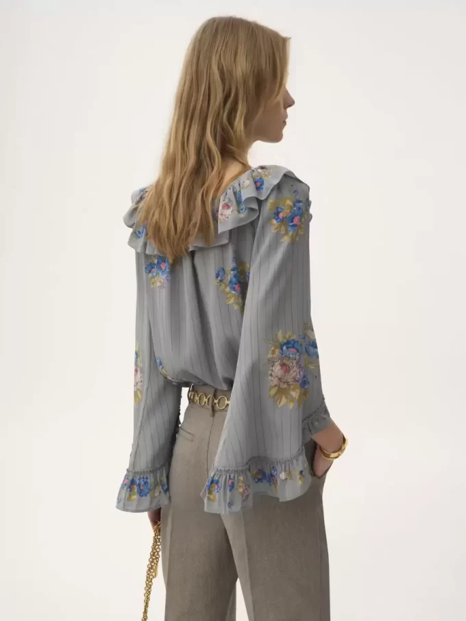 Square-neck ruffle top in crêpe de chine