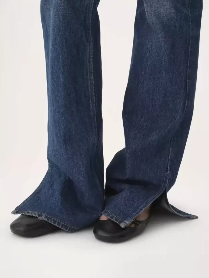 Straight jeans in denim