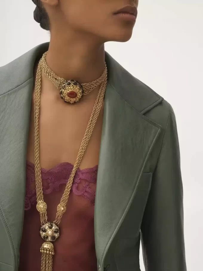 Tailored jacket in leather