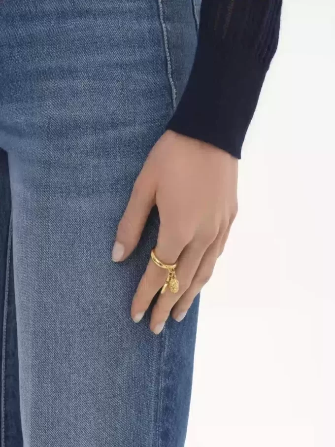 The Chloé Charms ring