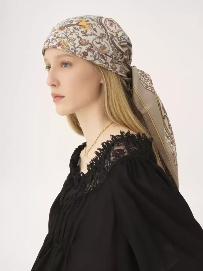 The Chloé Paisley square scarf in silk twill