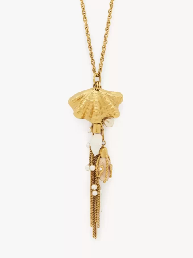The Chloé Shells pendant necklace